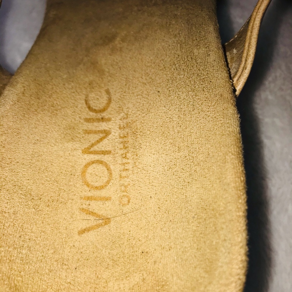 Vionic Sandals* - Picture 8 of 9